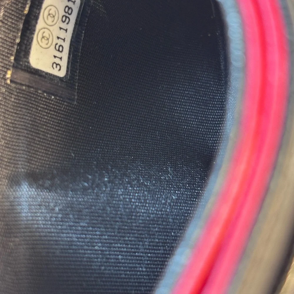 Amazing Chanel 19 Black Card Holder - Picture 6 of 13